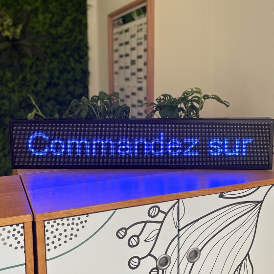 Afficheur dynamique personnalisable pour espaces professionnels