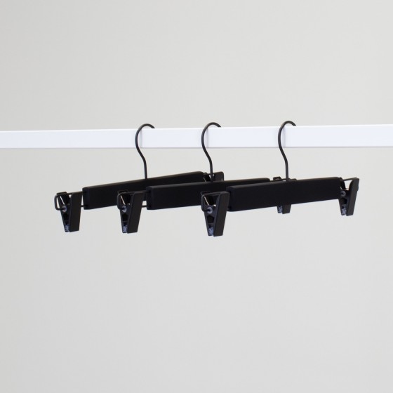 Cintre à pinces, soft touch noir bois de lotus 34 cm crochet noir