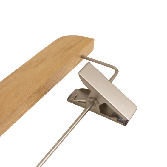 Cintre à pinces, bois de lotus, vernis transparant mat, 36 cm, crochet