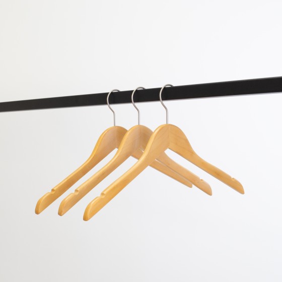 Cintre en bois avec encoches, 41 cm, bois de lotus, crochet mat