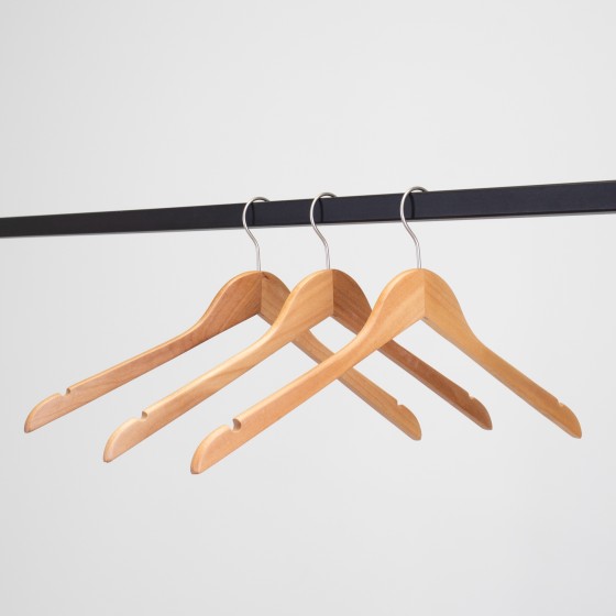 Cintre en bois avec encoches, 47 cm, bois de lotus, crochet mat