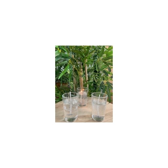 véritable bougie en cire transparente