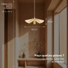 Suspension lumineuse poétique et enveloppante en bois