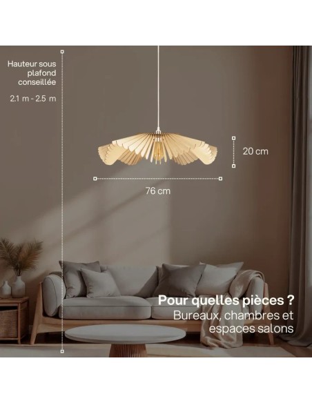 Suspension lumineuse poétique et enveloppante en bois