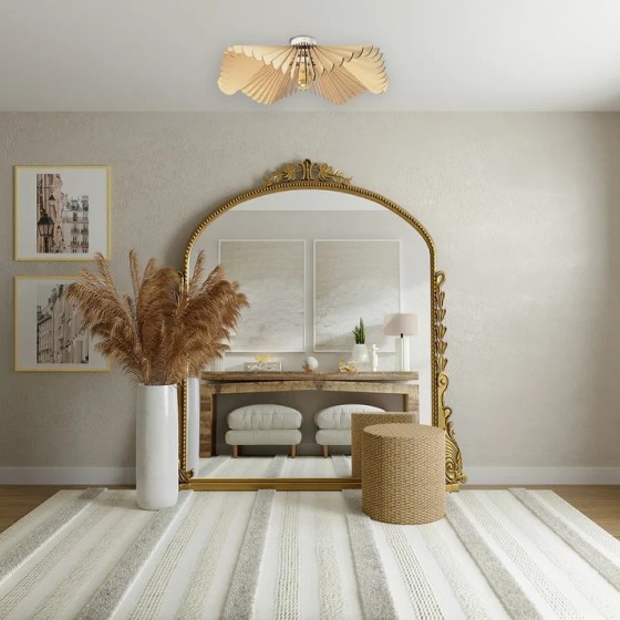 Rose, la poésie florale en lumière au plus près de vos plafonds