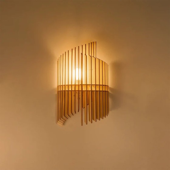 applique murale singulière en bois design