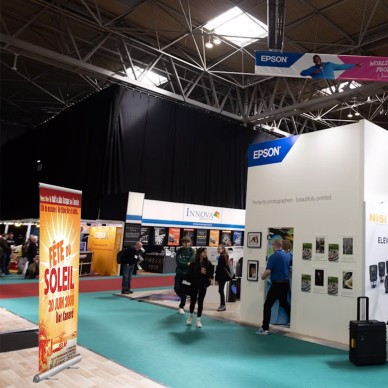 roll stand ou kakemono pour affichage publicitaire 2