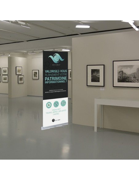 roll stand ou kakemono pour affichage publicitaire maîtrisé