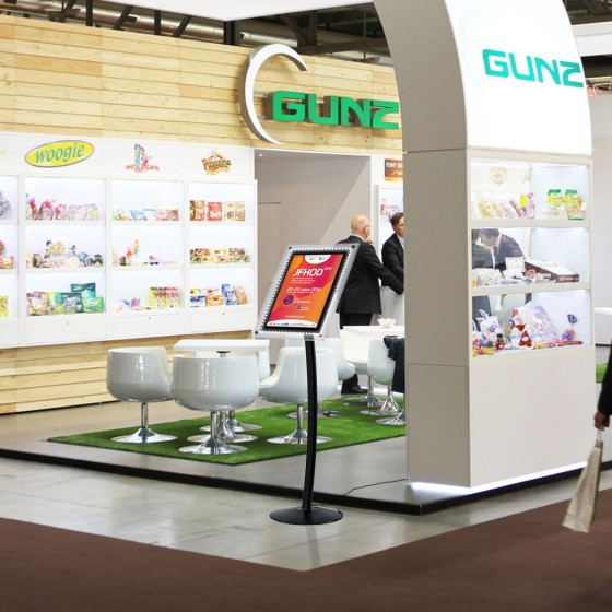 Porte Menu sur pied lumineux