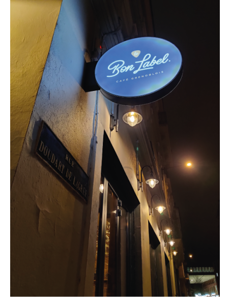 Enseigne drapeau rond, lumineuse, faces diffusantes