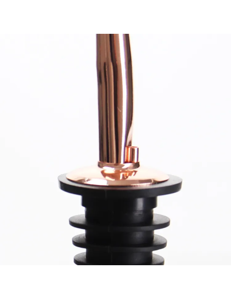 bec verseur en inox pour mesurer le débit