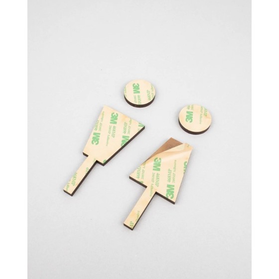 plaque de signalétique en bois wc