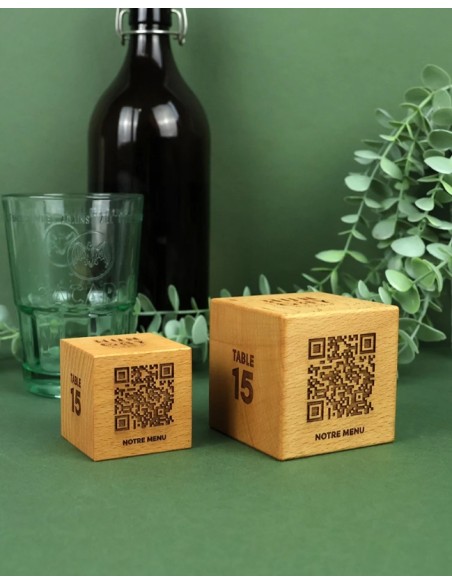 cube QR code en bois